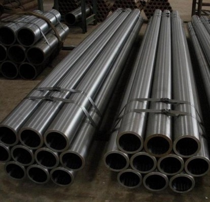 12CrMo Black Carbon Steel Pipe 5mm Cold Rolled Steel Tube